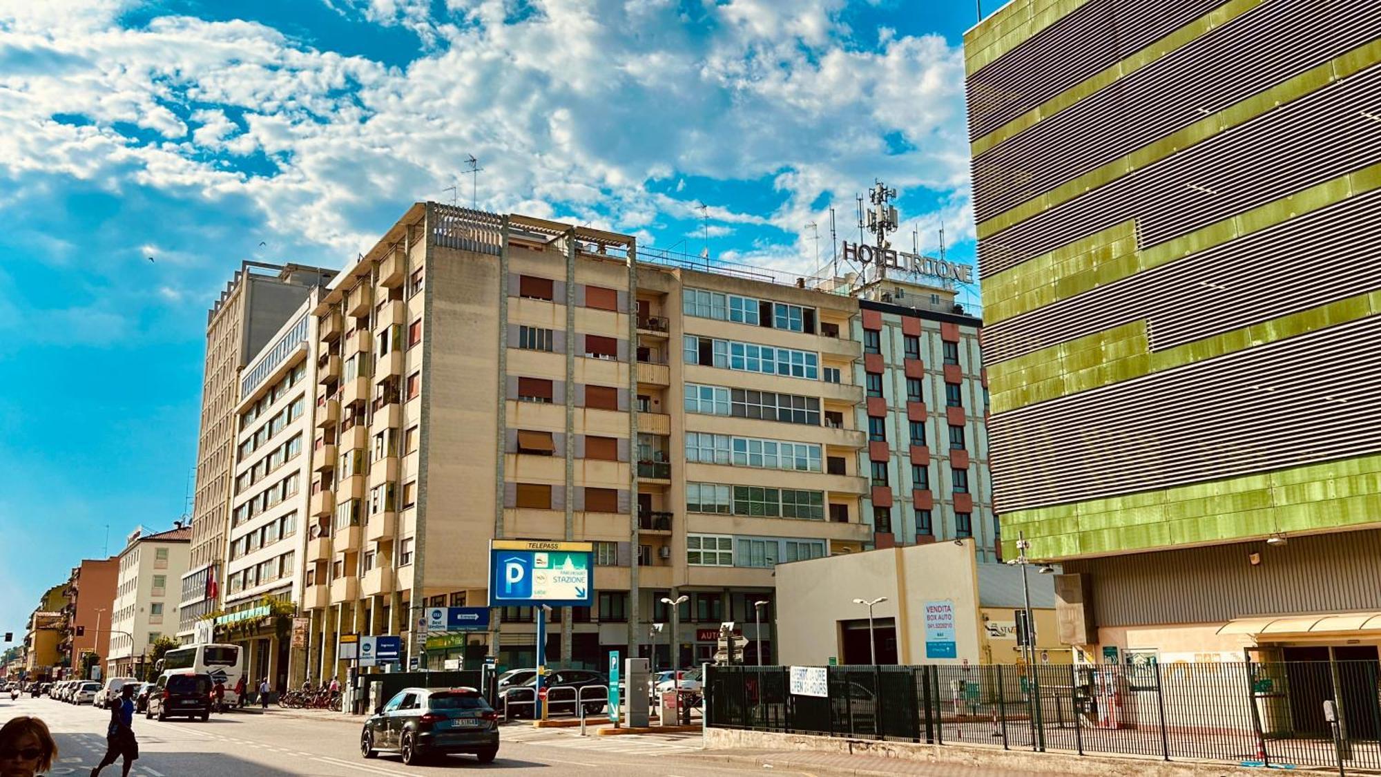 Pang's Apartment